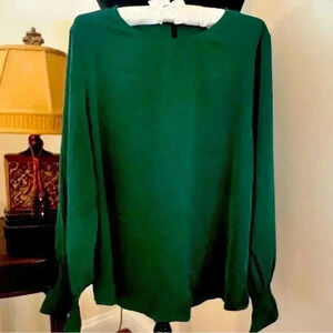 LADIES DARK EMERALD GREEN TOP NIP SIZED LARGE